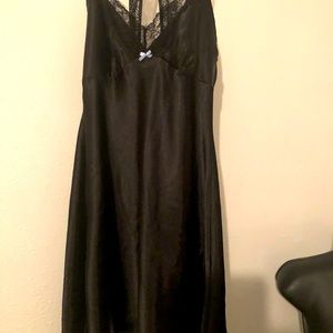 Apt.9 Black Negligee